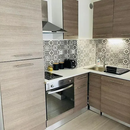 Apartament Avec Place De Parking Attitree